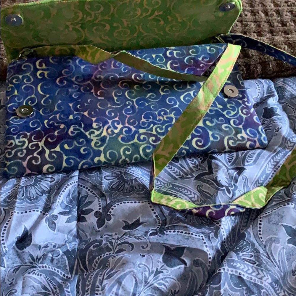 Clutch Purse. - Picture 4 of 7